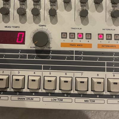 Roland TR-909 Rhythm Composer Drum Machine image 4