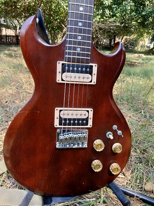 Aria Pro II Cardinal CS-250 MIJ Walnut Electric guitar | Reverb