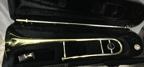 Accent trombone, Very Good Condition, with case and mouthpiece image 1