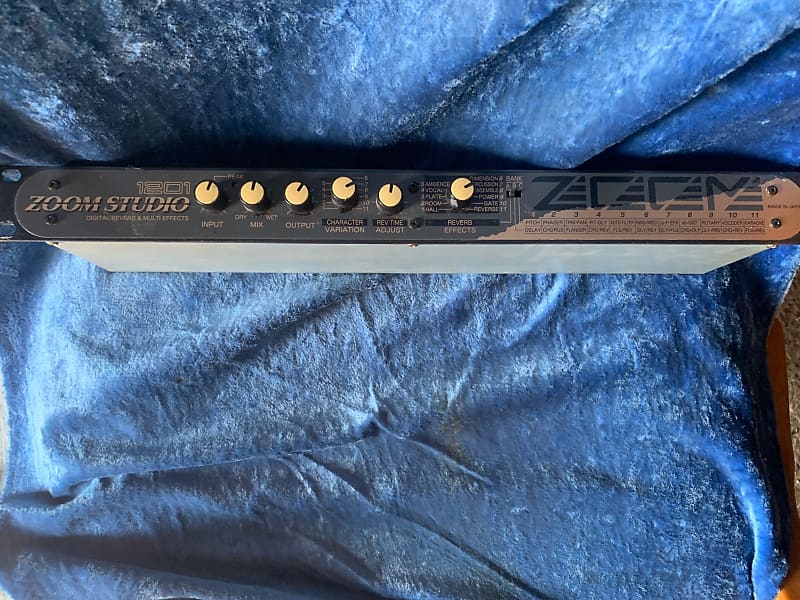 Zoom Studio 1201 Digital Reverb Multi Effect Unit Vocoder Reverb