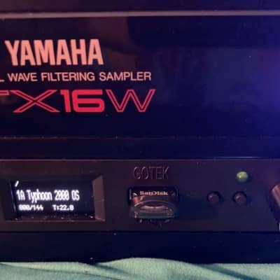 Yamaha TX16W Digital Wave Filtering Sampler