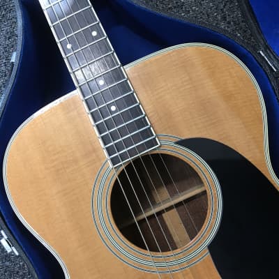 Takamine F310S acoustic guitar ( model similar to Martin 000-28 ) in very good-excellent condition with vintage hard case image 4