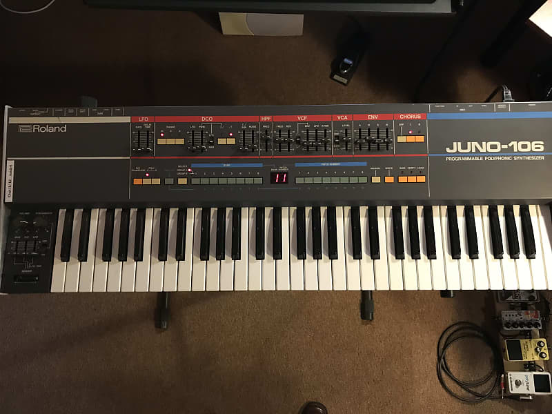 Roland Juno-106 61-Key Programmable Polyphonic Synthesizer 1984 - 1985 - Black image 1