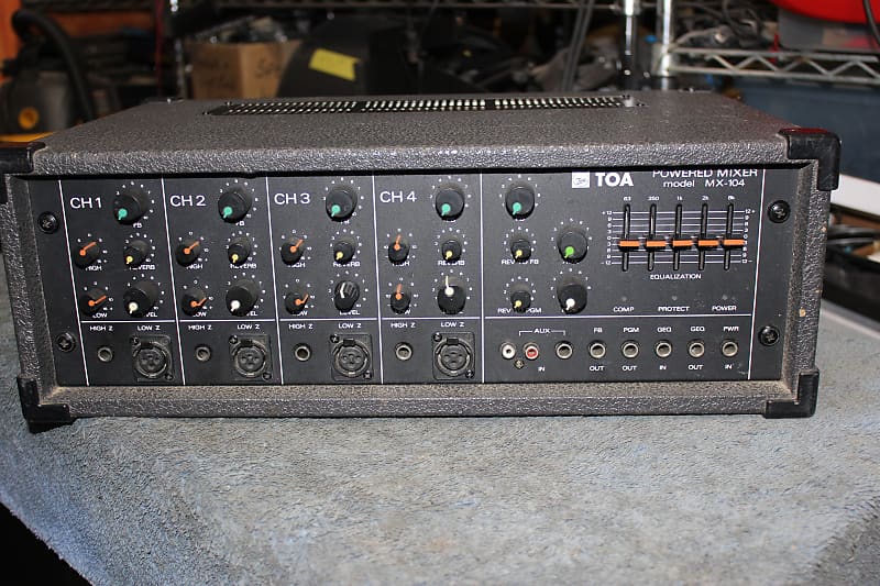 TOA MX 104/4 Channel Powered Mixer150 Watts 4 Ohms Reverb