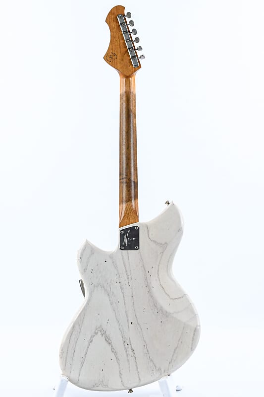 ギター Novo guitars Miris J Mary Kaye White Novo Miris J in Mary Kaye White – Novo Guitars