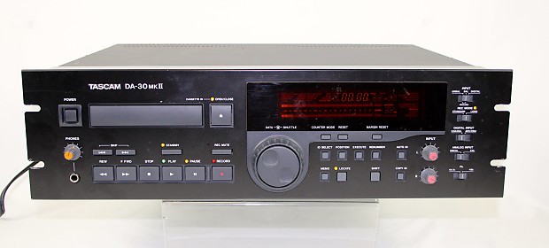 TASCAM DA-30 MKII Professional DAT Recorder Excellent just