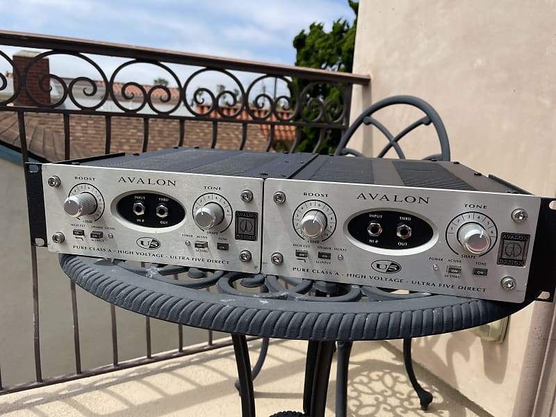 AVALON DESIGN U5 SLIVER 電源ケーブル付 Avalon Design U5 Silver(ラックマウントキット付き)