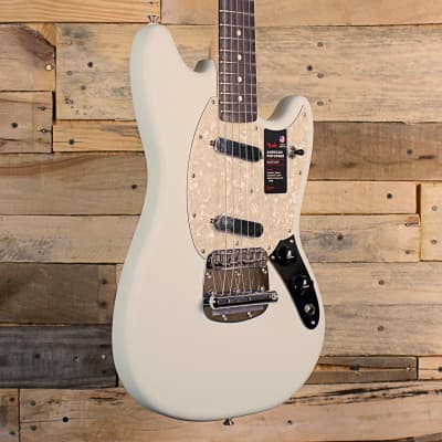 Fender American Performer Mustang with Rosewood Fretboard (2022, Satin Sonic Blue) image 3