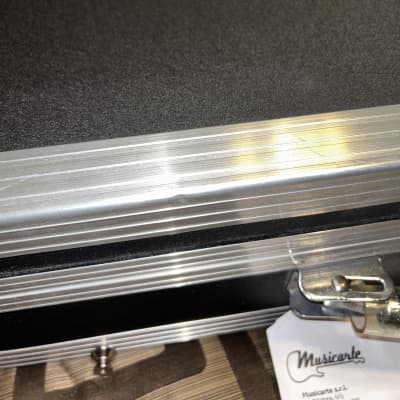 Warwick Master Built  Star Bass Singlecut Maple, 4-String -  Natural Transparent Satin image 15