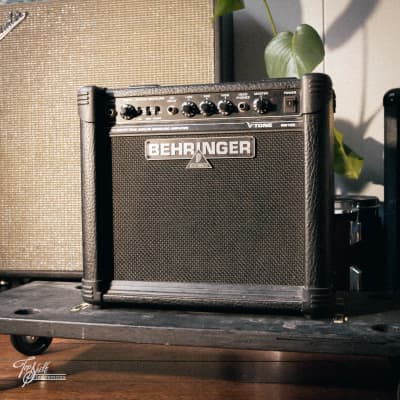 Behringer V-Tone GM108 1x8