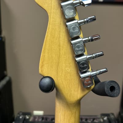 Fender Standard Stratocaster 1983 Dan Smith Era - Brown Sunburst image 5