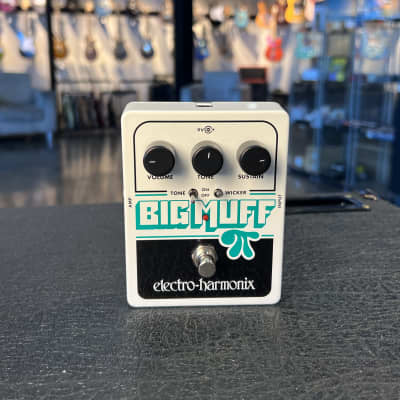 Electro-Harmonix Big Muff with Tone Wicker | Reverb Canada