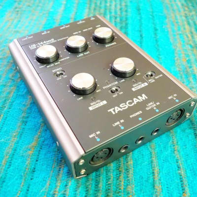Tascam US-144 Mk2 MkII USB 2.0 4in/4out Audio/Midi Interface