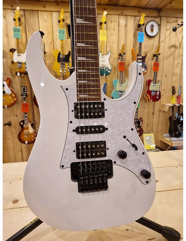 INFピックアップ搭載 Ibanez RG350DXZ