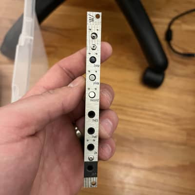 現品限り一斉値下げ！ Mannequins ModularGrid on Module Eurorack - W/ 鍵盤楽器