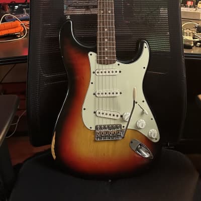 1976 Fender Stratocaster Sunburst image 1