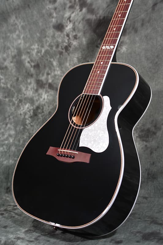 Seagull Artist Limited EQ 
シーガル　エレアコ 希少 Seagull Artist Limited Tuxedo Black EQ Acoustic Electric