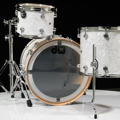 DW Performance Series 3pc Drum Kit White Marine 12/16/22 image 2