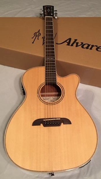 Alvarez AFH600CE Artist Herringbone Series Folk OM Acoustic