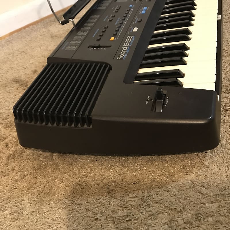 絶盤　Roland ローランド　E-38 電子キーボード Roland E-38 Electronic Keyboard | Reverb