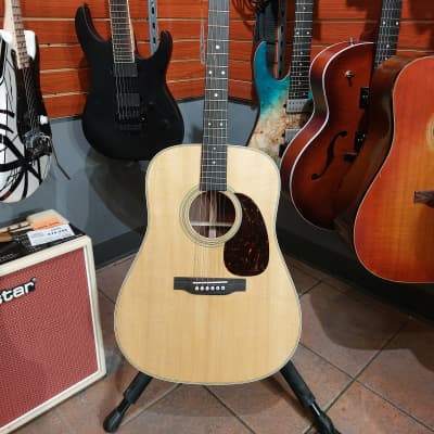 Martin Standard Series D-28