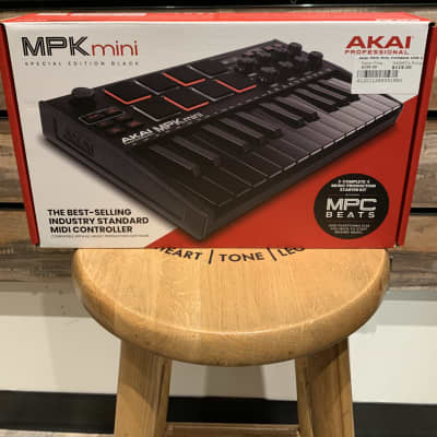 Akai Professional MPK Mini MK2, 25 Keyboard, Standard, Black