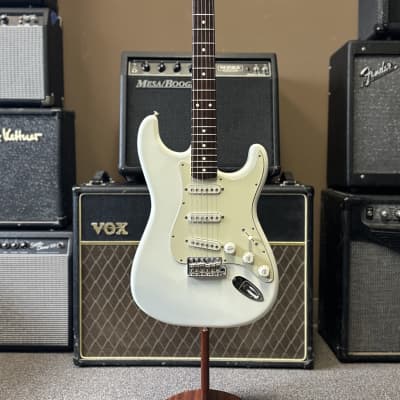 Fender MIJ Traditional II '60s Stratocaster | Reverb
