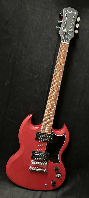 Epiphone G-400 Worn Cherry – Chicago Music Exchange
