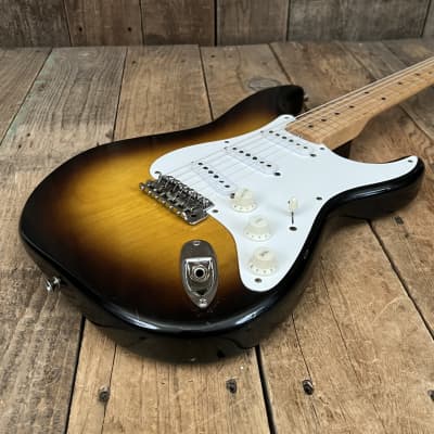 Fender Stratocaster Sunburst and Tweed Vibrolux 5F11 Amplifier One Owner Vintage 1957 image 9