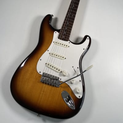 Fernandes FST-70 '77 Vintage MIJ Stratocaster Type Electric