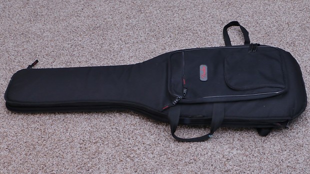 Fender padded gig bag outlet