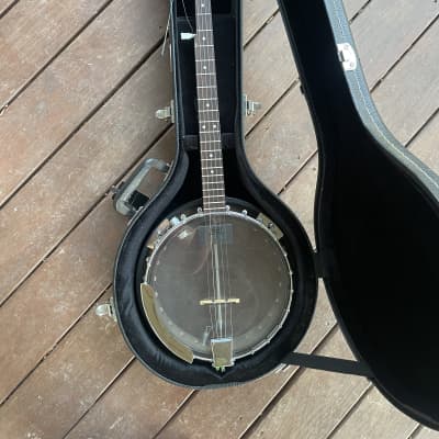 Peerless by Iiada 5 String 1970's Banjo Original Case and Case