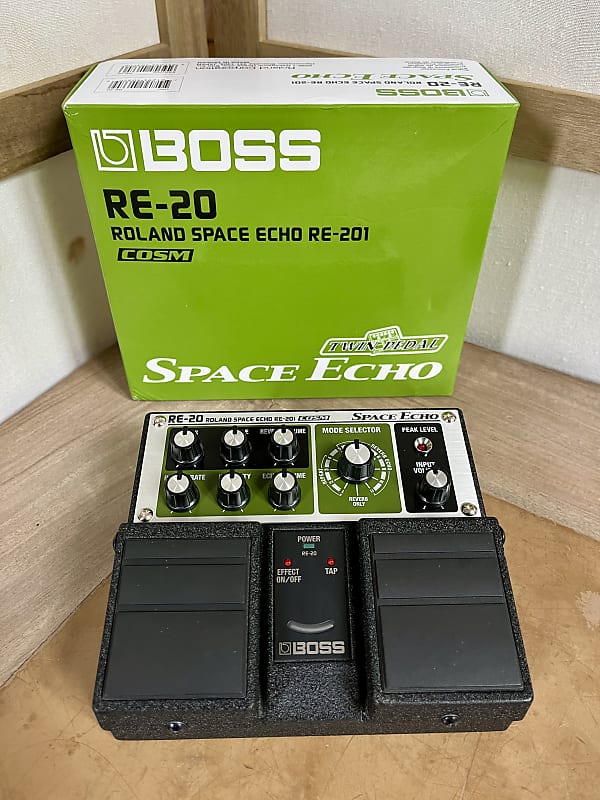 Boss RE-20 Space Echo