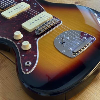 LEFTY! Fender Jazzmaster MIJ Left Handed 2021 Alder Sunburst w/ Fender Lefty HSC image 10