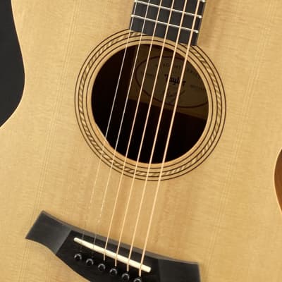 Taylor Academy 12 Grand Concert Acoustic Left-Handed image 2