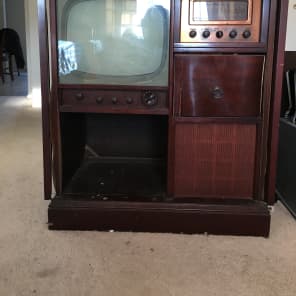 Magnavox Vintage TV Unit 1949-1957 Laquer image 1
