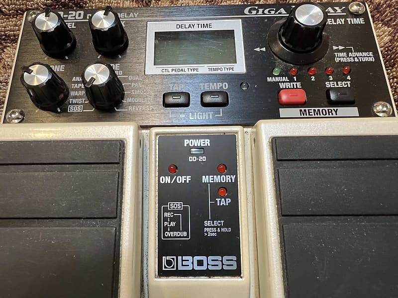 Boss DD-20 Giga Delay