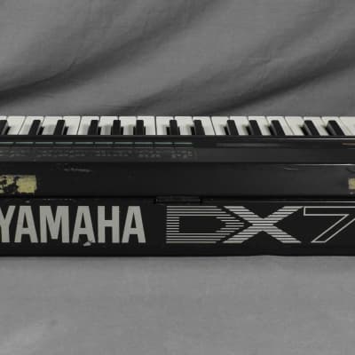YAMAHA DX7 Digital Programmable Algorithm Synthesizer in Very Good Condition image 16