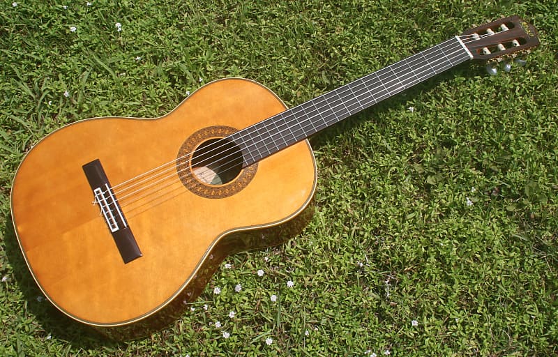 CIRCA 1980 KOGA Classical Guitar KG-10 by IIDA Gakki, Japan