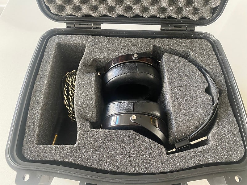 Used Audeze LCD-4 Planar Magnetic Over Ear Headphones with Transport Case image 1