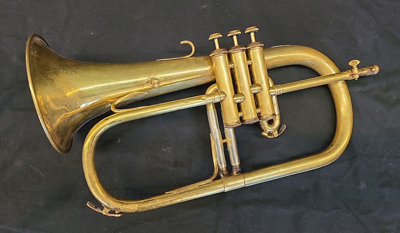 Couesnon Triebert Moderne Flugelhorn 1950s-1960s - Lacquered Brass