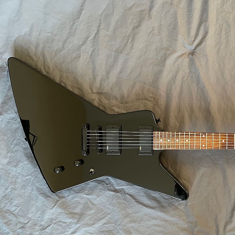 Epiphone 84 Explorer EX 2011 2019 Ebony