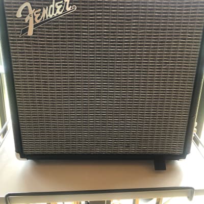 Fender Ampli Basse Electrique Rumble 25 - Macca Music