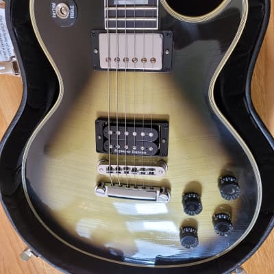 Gibson  Custom Adam Jones 1979V2 Les Paul Custom Silverburst Aged & Signed Murphy Lab Aged 2021 Silv image 7