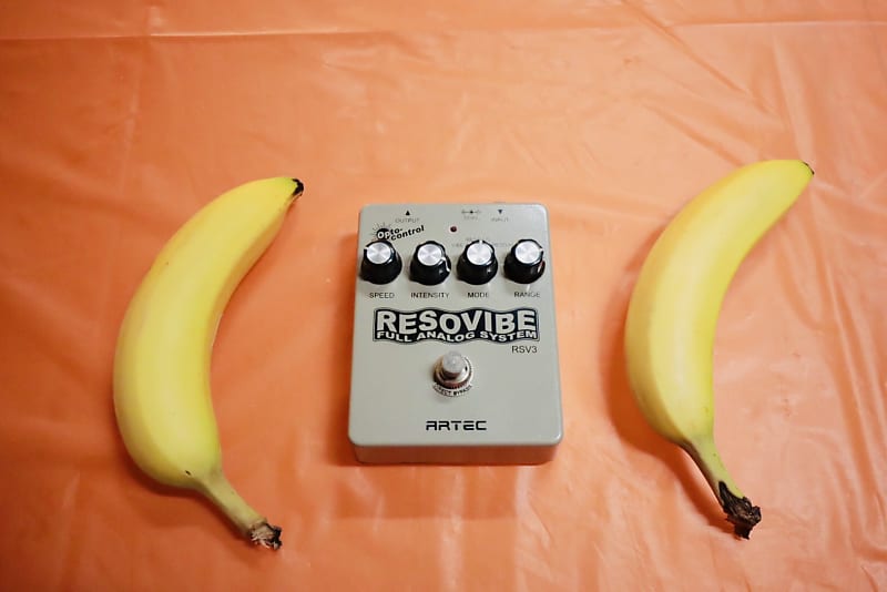 新発売 ResoVibe Artec VINTAGE 1984 RSV-3 Pedal Vibe Opto Analog ギター