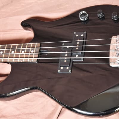 YAMAHA BB2000s BASS Short Scale MADE IN JAPAN【Offers welcome】 image 3