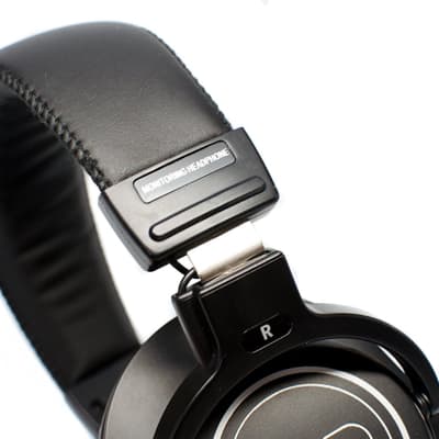 CAD - MH210 - Closed-Back Studio Headphones - Black image 2