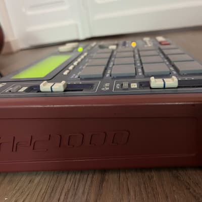 Akai MPC1000 Music Production Center 2004 - 2013 - Blue