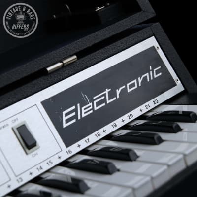(Video) *Serviced* c.1970s Super Rare Lorenzo Electronic Electric Combo Organ Italian Synth |  37 Keys, 2 Voices, Preset Chords |  Vintage & Rare Analog Synthesiser | Made in Italy |  Flute String Vibrato Built-in speakers image 8