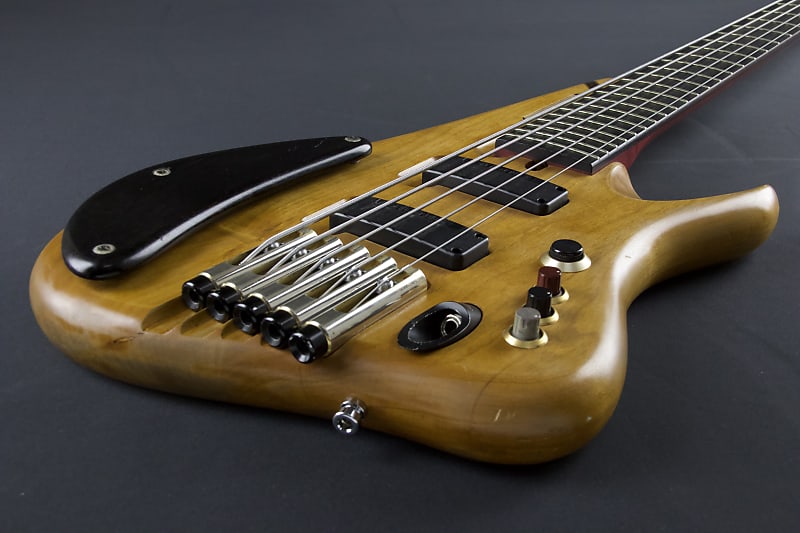 Atlansia Pentagon Bass